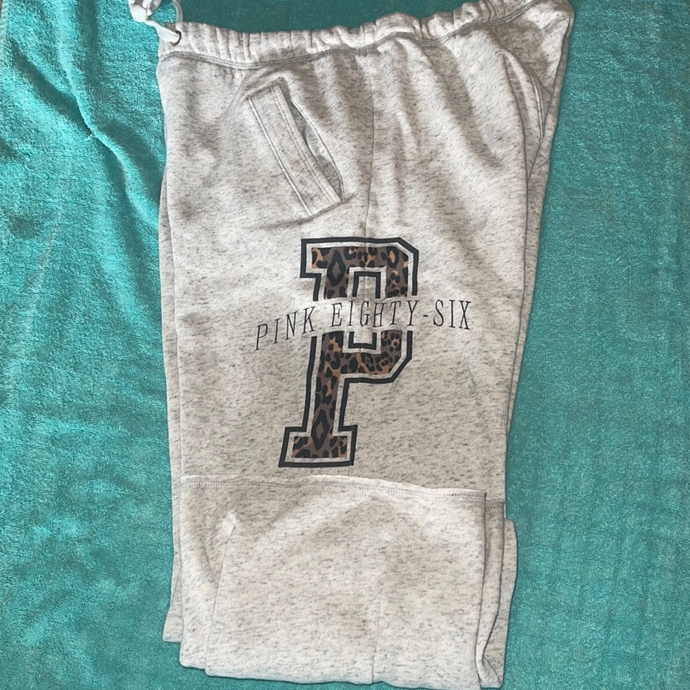 Size small